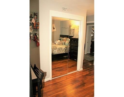 116 Cherokee Drive Springfield, MA 01109 - Photo 15 of 30