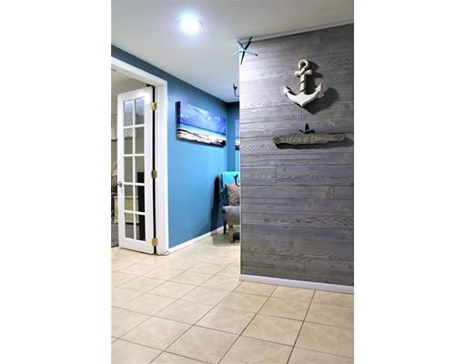116 Cherokee Drive Springfield, MA 01109 - Photo 21 of 30