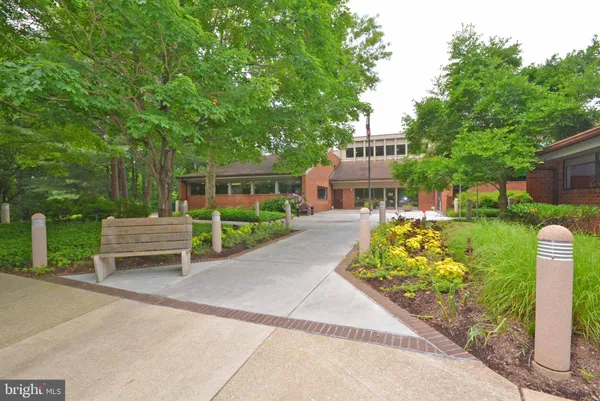 $3,400 | 795 Eastern Point Road, Annapolis, MD 21401