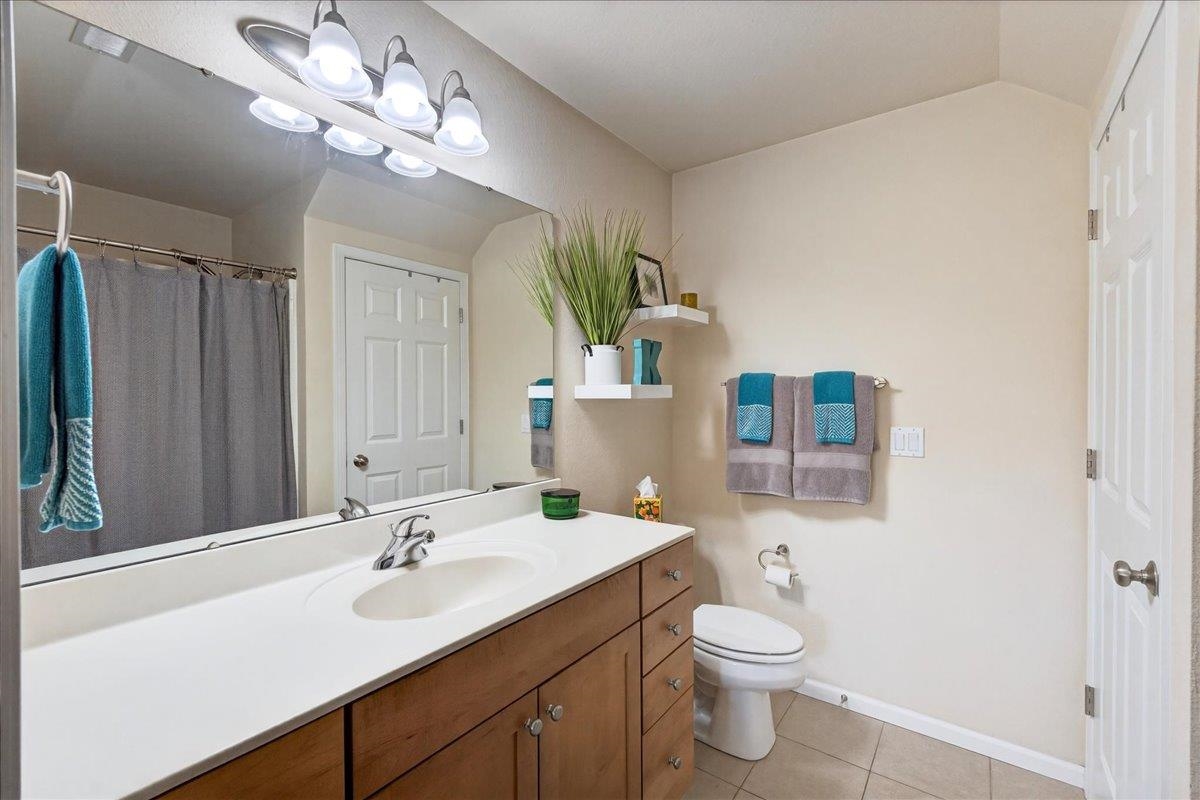 40 Keystone Way, Unit 39 Fitchburg, WI 53711 - Photo 24 of 37