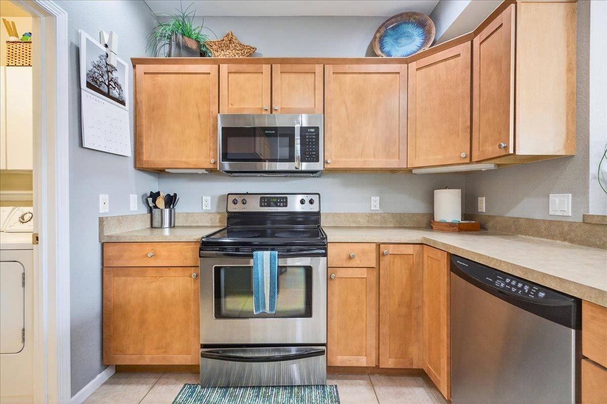 40 Keystone Way, Unit 39 Fitchburg, WI 53711 - Photo 6 of 37