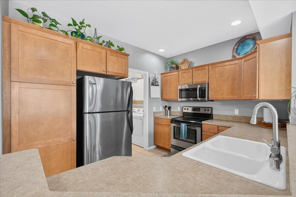 40 Keystone Way, Unit 39 Fitchburg, WI 53711 - Photo 7 of 37