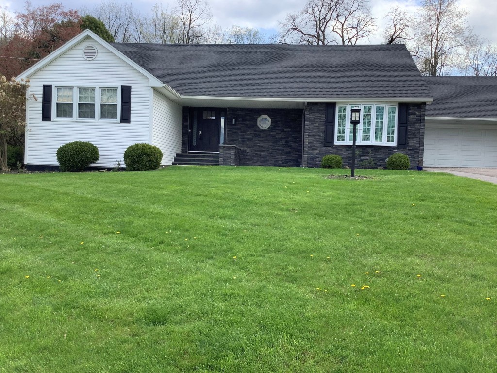 5 Brookside Road Binghamton, NY 13903 - Photo 1 of 49 Gallery Image 1