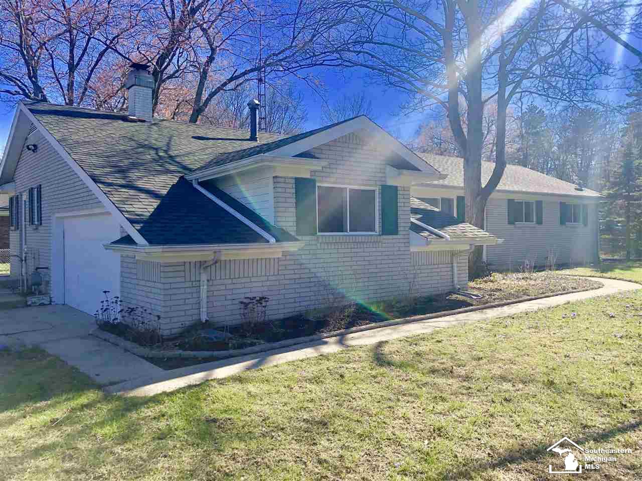 2973 Consear Road Lambertville, MI 48144 - Photo 1 of 41