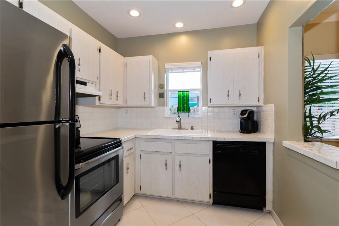 1450 North Riverside Drive, Unit 103 Pompano Beach, FL 33062 - Photo 6 of 15 Photo 6