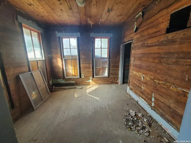 $160,000 | 311 South Monumental Street, San Antonio, TX 78203