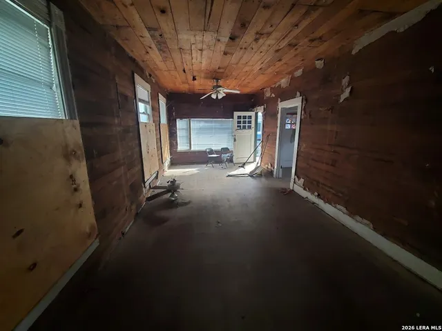 $160,000 | 311 South Monumental Street, San Antonio, TX 78203