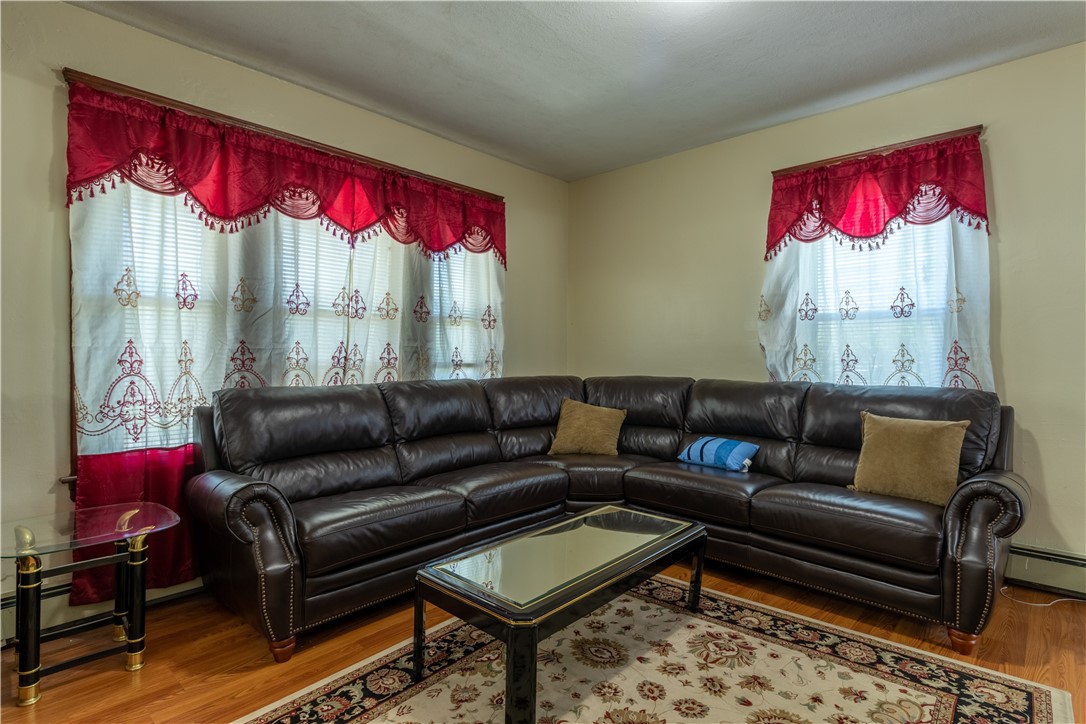 402 Cumberland Hill Road Woonsocket, RI 02895 - Photo 9 of 33