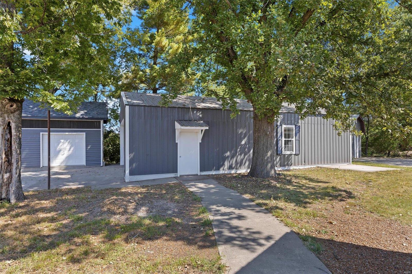 3732 Sand Road Edwardsville, IL 62025 - Photo 31 of 37