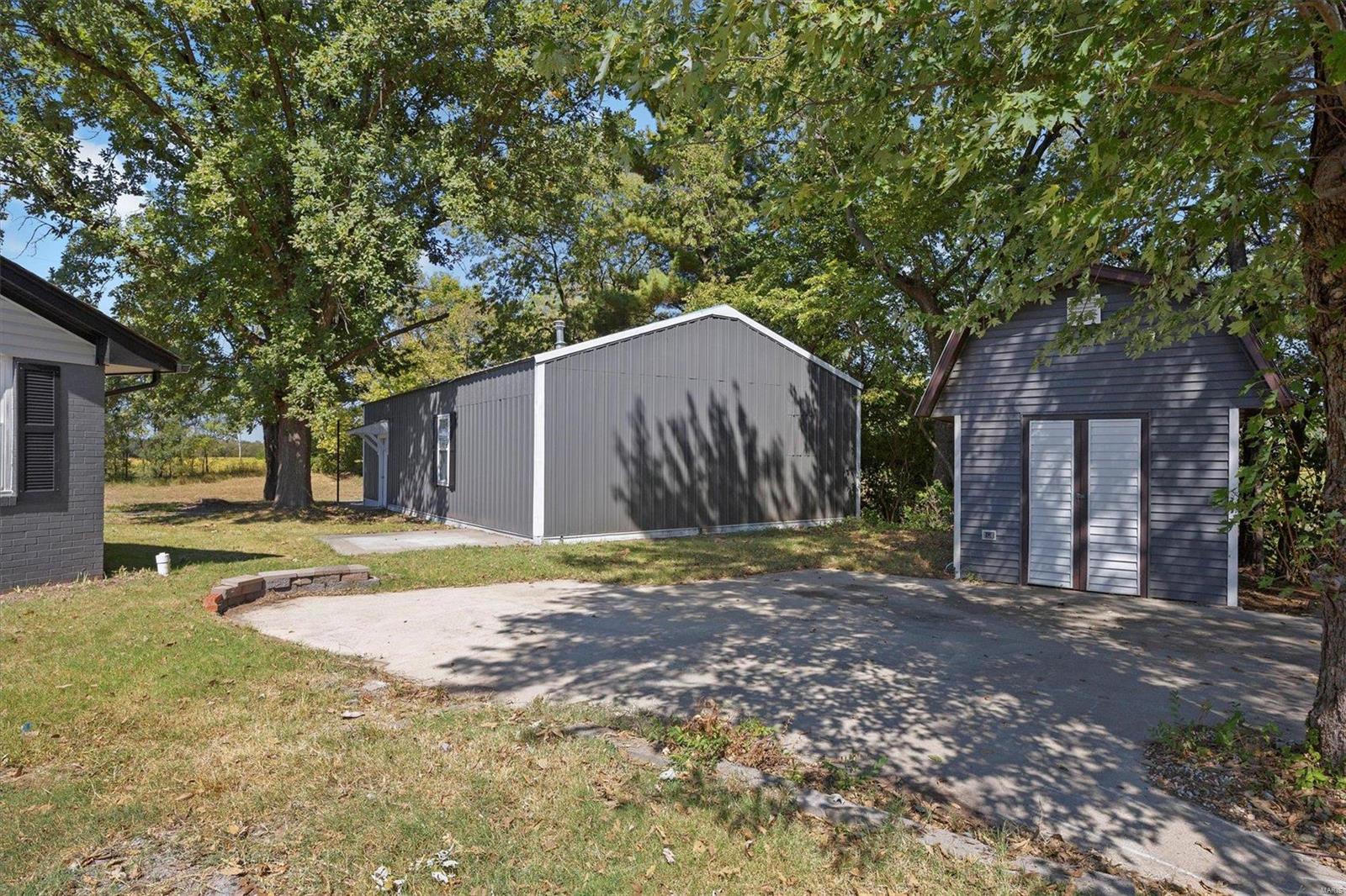 3732 Sand Road Edwardsville, IL 62025 - Photo 32 of 37