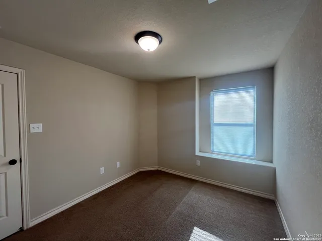 $1,425 | 13910 Annas Way, Unit 101, San Antonio, TX 78233