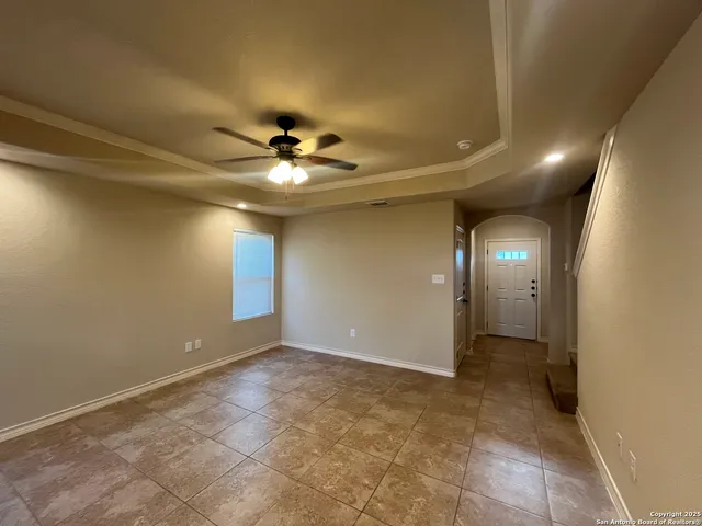 $1,425 | 13910 Annas Way, Unit 101, San Antonio, TX 78233