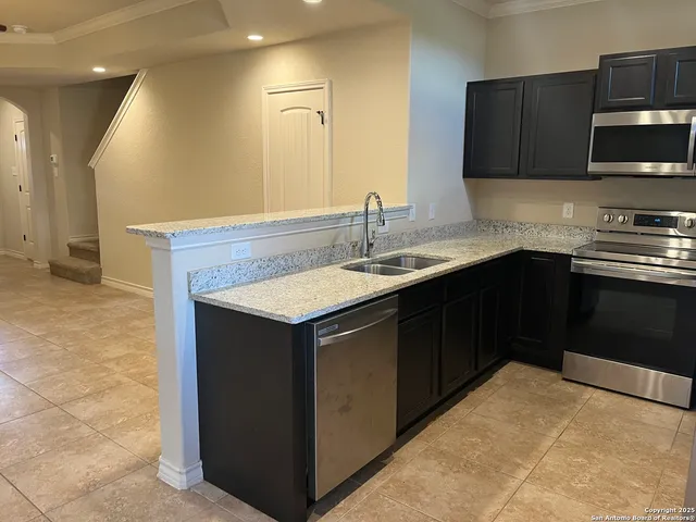 $1,425 | 13910 Annas Way, Unit 101, San Antonio, TX 78233