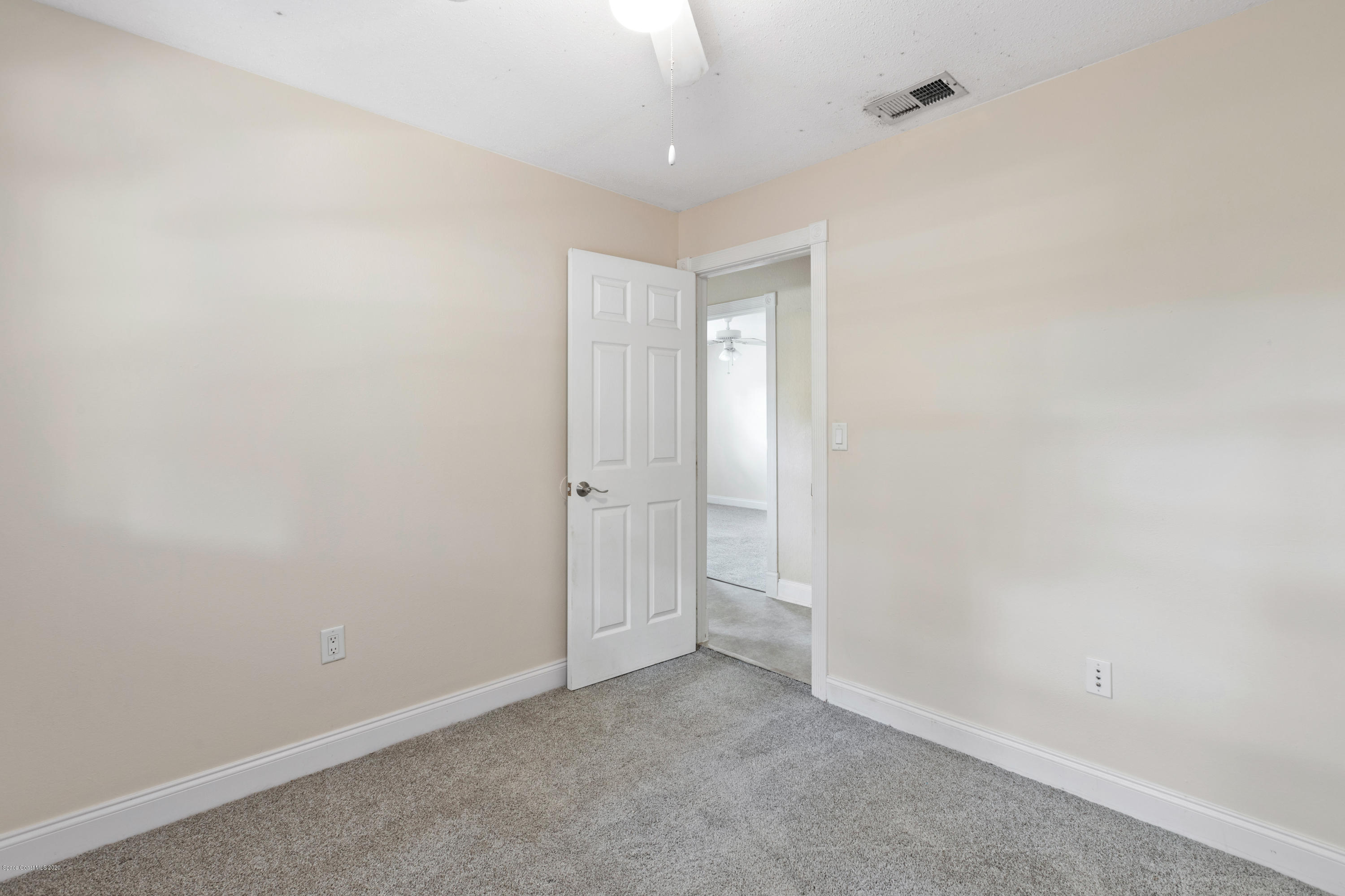 839 Knecht Road Northeast Palm Bay, FL 32905 - Photo 29 of 37 a view of an empty room