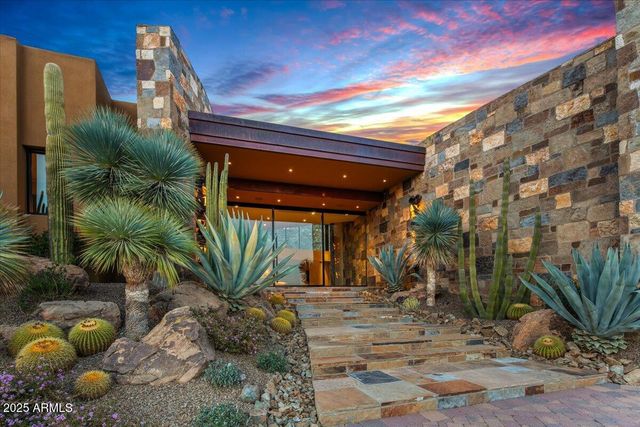 $10,439,246 | 43105 North 102nd Street, Scottsdale, AZ 85262