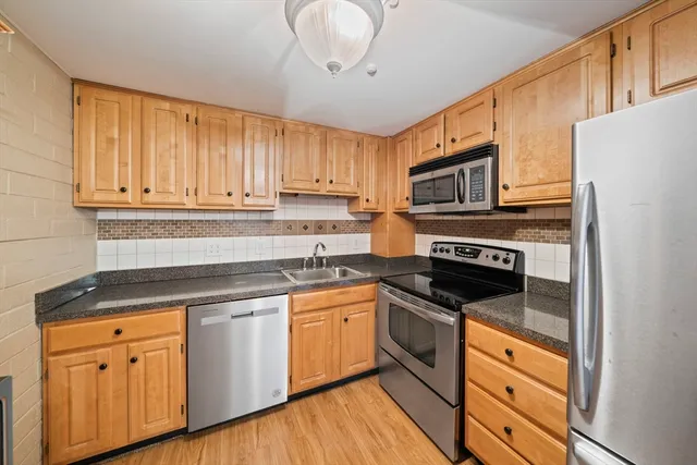 $399,900 | 165 Quincy Shore Drive, Unit C63, Quincy, MA 02171