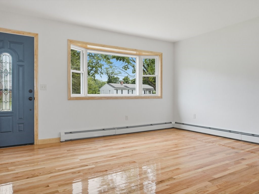 9 Weathervane Way Westerly, RI 02808 - Photo 8 of 25