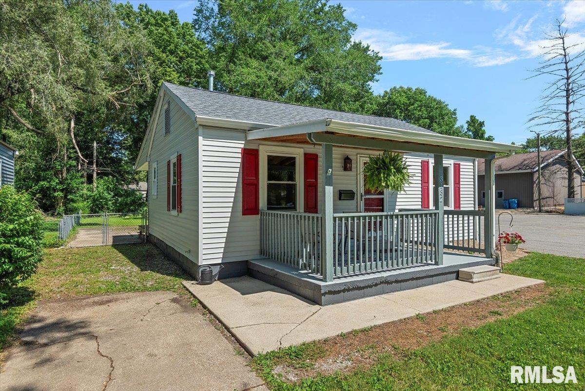 3132 South 4th Street Springfield, IL 62703 - Photo 3 of 26