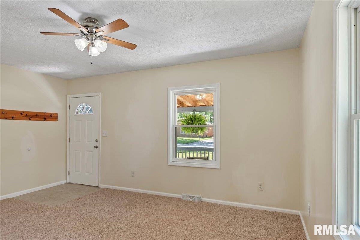 3132 South 4th Street Springfield, IL 62703 - Photo 5 of 26