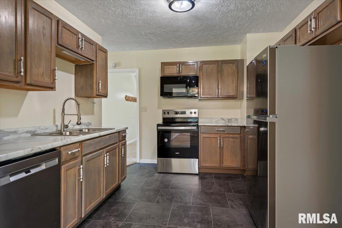 3132 South 4th Street Springfield, IL 62703 - Photo 7 of 26