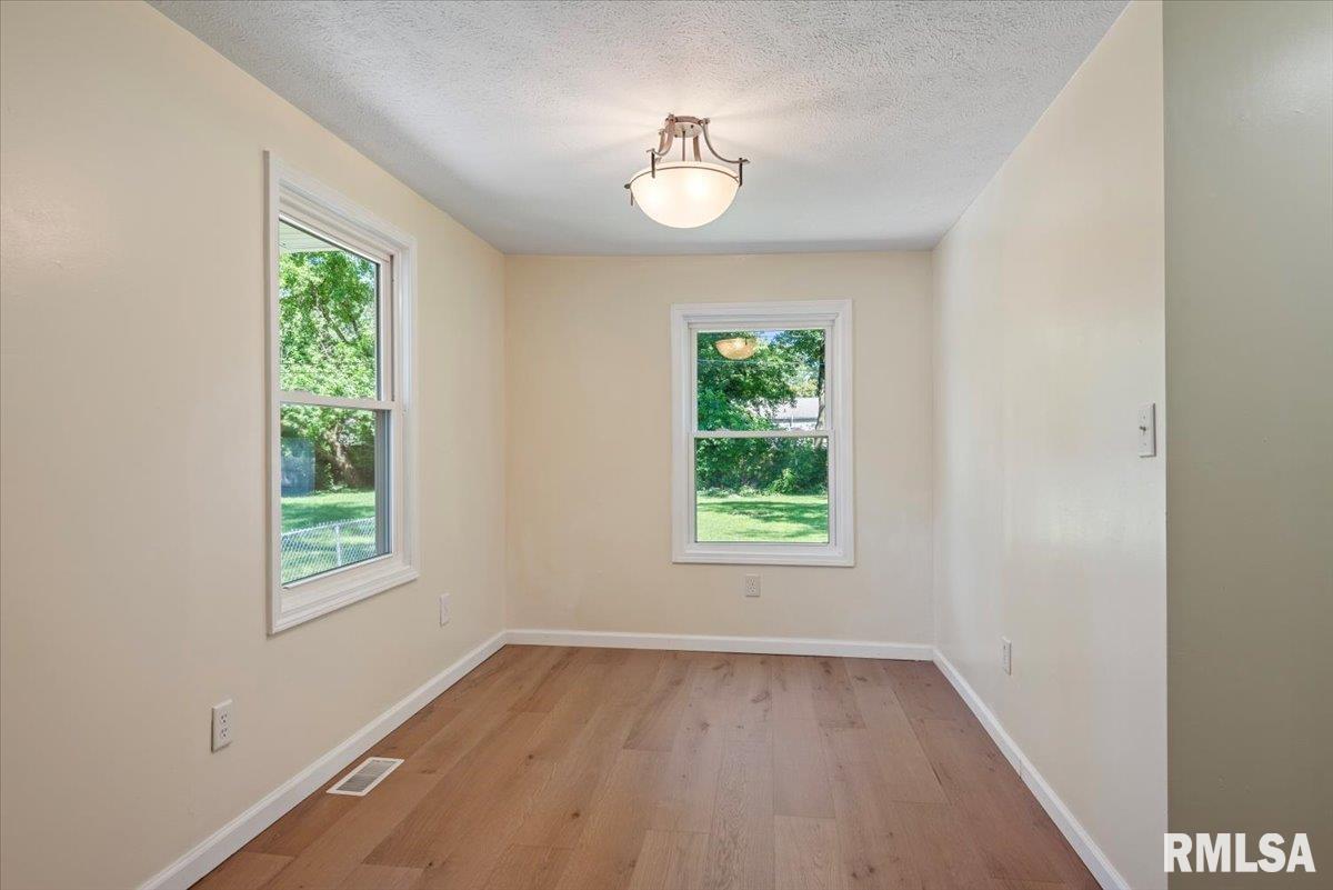 3132 South 4th Street Springfield, IL 62703 - Photo 9 of 26