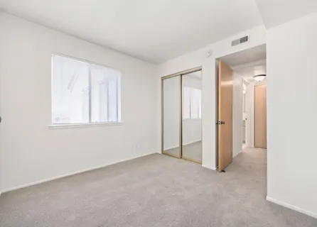 $4,000 | 1 Laurel Street, Unit 202, San Carlos, CA 94070