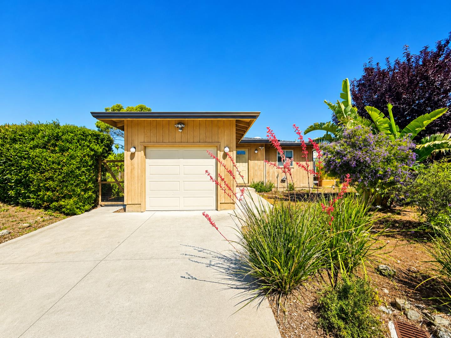 300 Ridgeway Road Woodside, CA 94062 - Photo 16 of 42