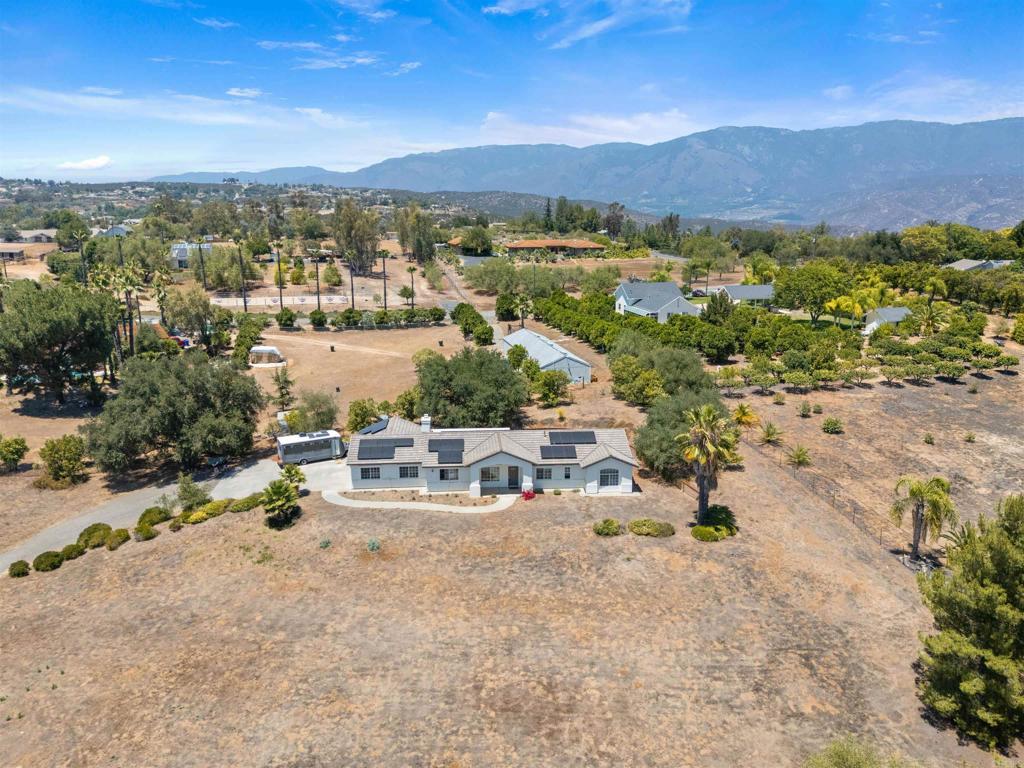 29027 The Yellow Brick Road Valley Center, CA 92082 - Photo 34 of 36