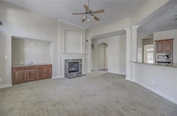 $3,700 | 70 South Almondell Circle, The Woodlands, TX 77354
