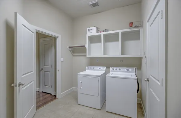 $3,700 | 70 South Almondell Circle, The Woodlands, TX 77354