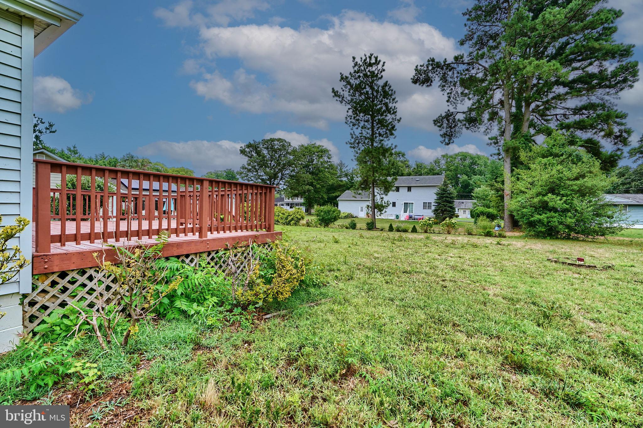 7811 Chesapeake Road Pasadena, MD 21122 - Photo 42 of 42 backyard