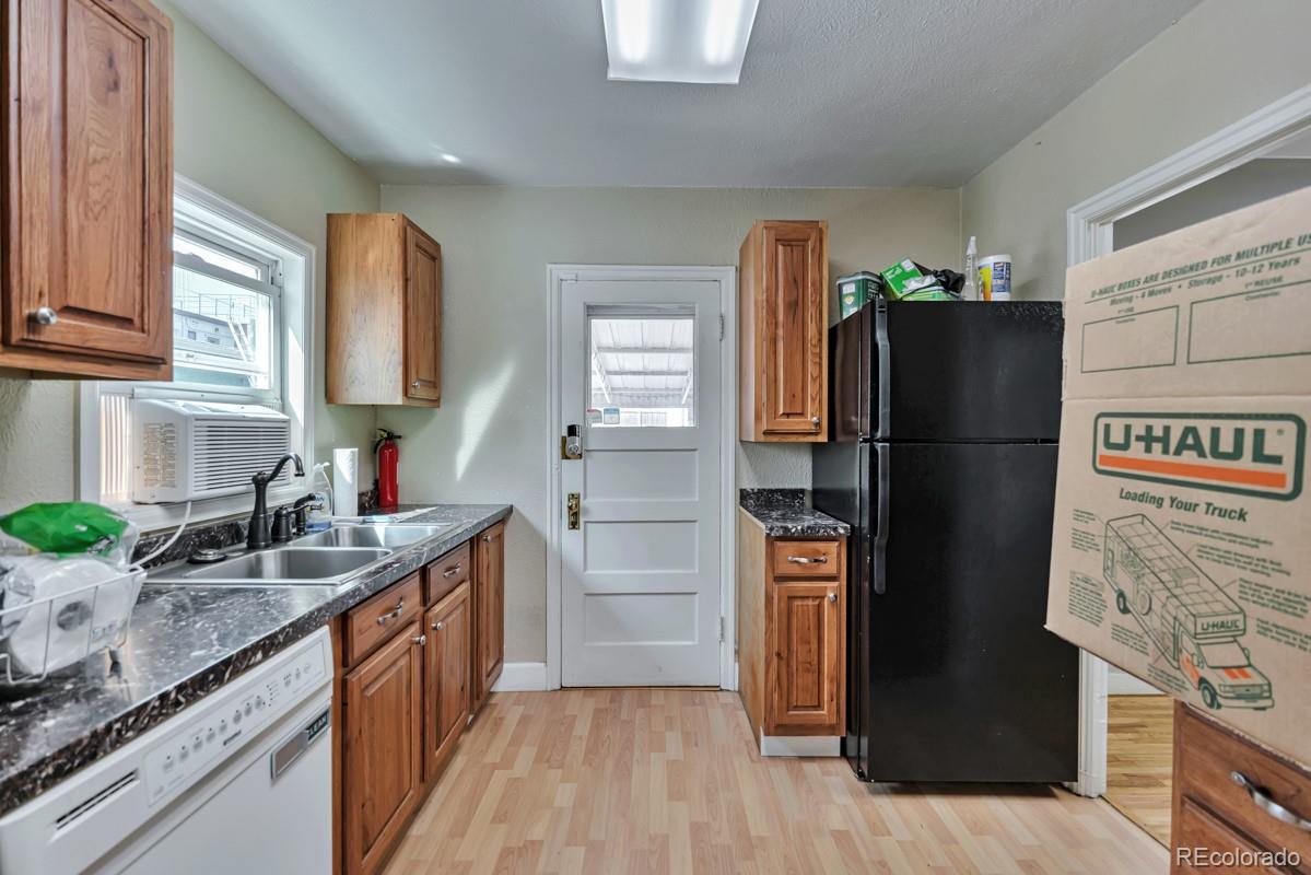 3833 Quay Street Wheat Ridge, CO 80033 - Photo 7 of 24