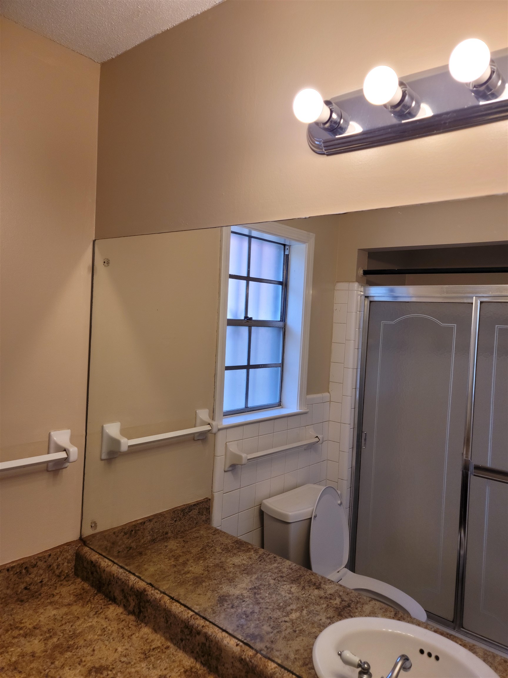 2044 Elkmont Road Memphis, TN 38116 - Photo 10 of 10 Gallery Image 10