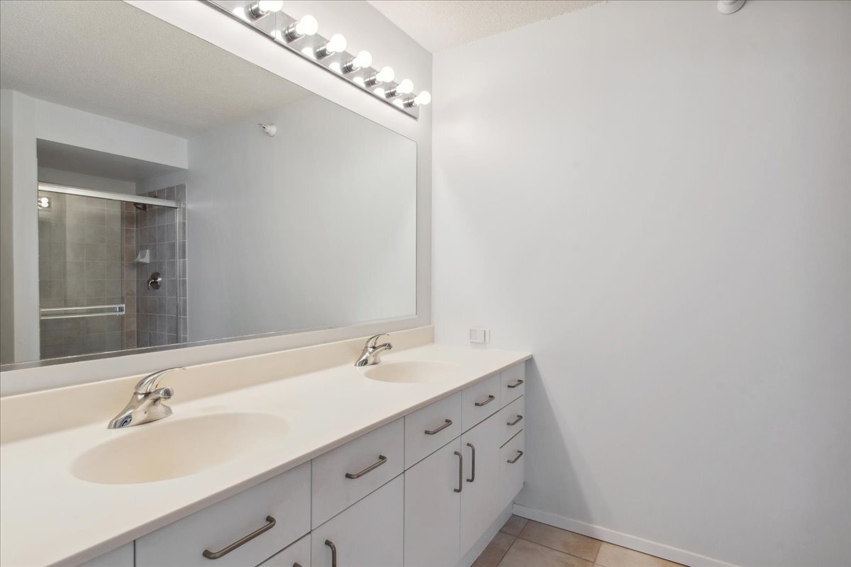 1720 Maple Avenue, Unit 2240 Evanston, IL 60201 - Photo 11 of 18
