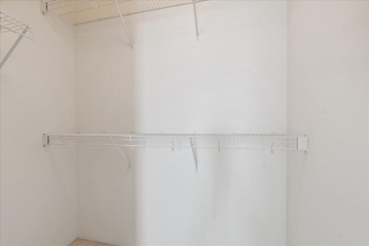 1720 Maple Avenue, Unit 2240 Evanston, IL 60201 - Photo 17 of 18