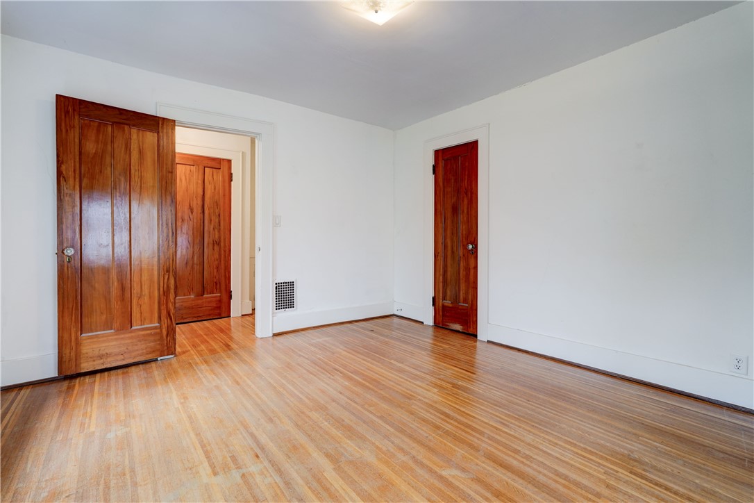 37 Highland Parkway Rochester, NY 14620 - Photo 30 of 48