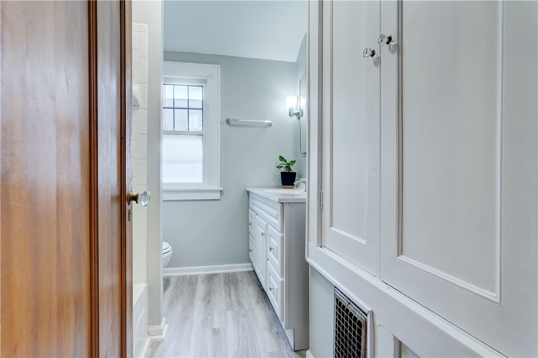 37 Highland Parkway Rochester, NY 14620 - Photo 31 of 48