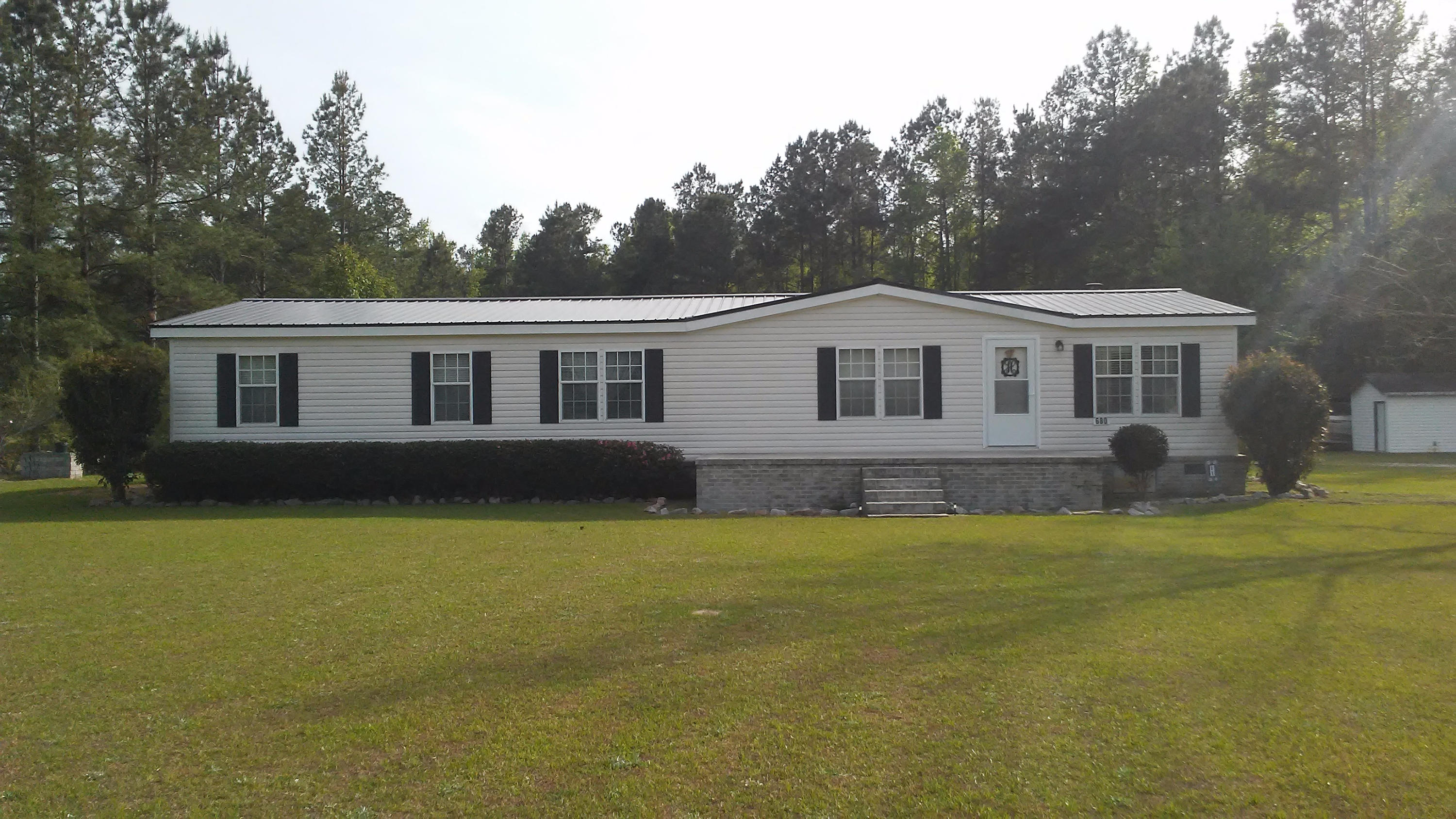 680 Fourwind Road Holly Hill, SC 29059 - Photo 9 of 12 20170412_172617