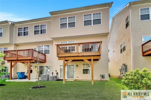 $636,900 | 1501 Hights Farm Road South, Unit 1501, Monroe Township, NJ 08831