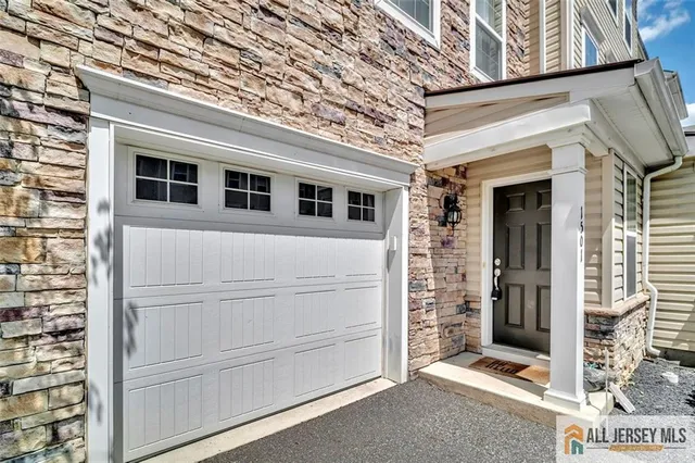 $636,900 | 1501 Hights Farm Road South, Unit 1501, Monroe Township, NJ 08831