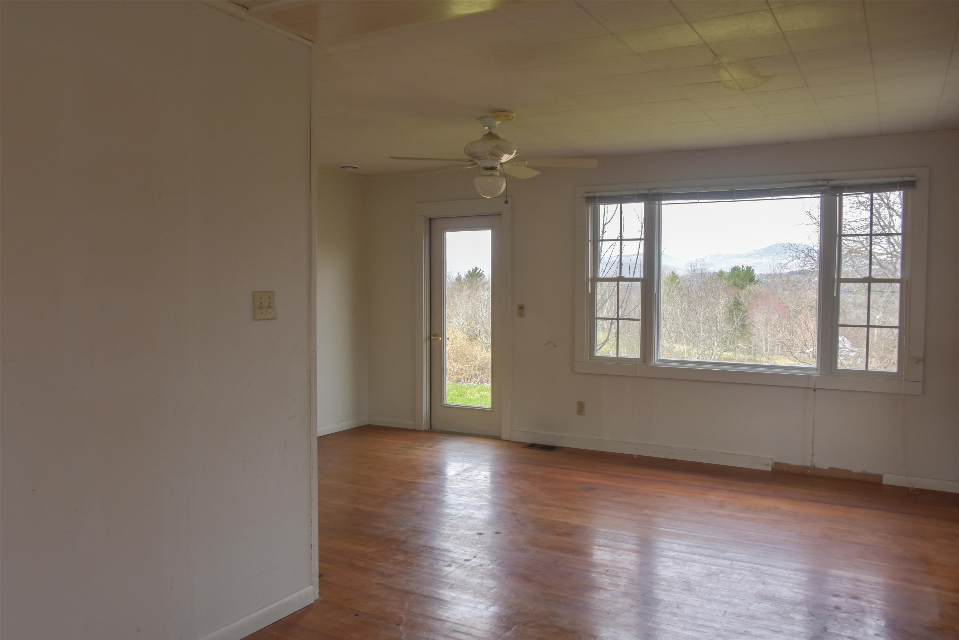 962 Loomis Hill Road Waterbury, VT 05677 - Photo 4 of 26 Gallery Image 4
