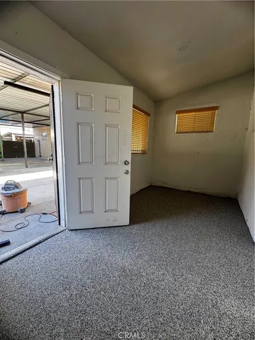 $4,800 | 18966 Valley, Bloomington, CA 92316