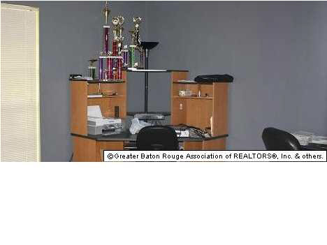 11295 Hooper Road Baton Rouge, LA 70818 - Photo 8 of 10