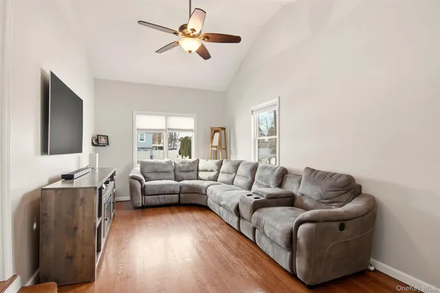 $530,000 | 323 Broadway, Port Jefferson Station, NY 11776