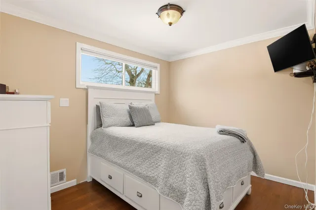 $530,000 | 323 Broadway, Port Jefferson Station, NY 11776