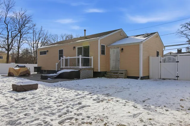 $530,000 | 323 Broadway, Port Jefferson Station, NY 11776