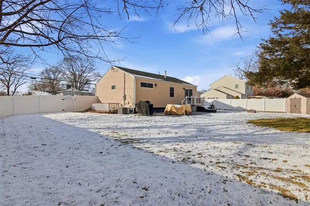 $530,000 | 323 Broadway, Port Jefferson Station, NY 11776