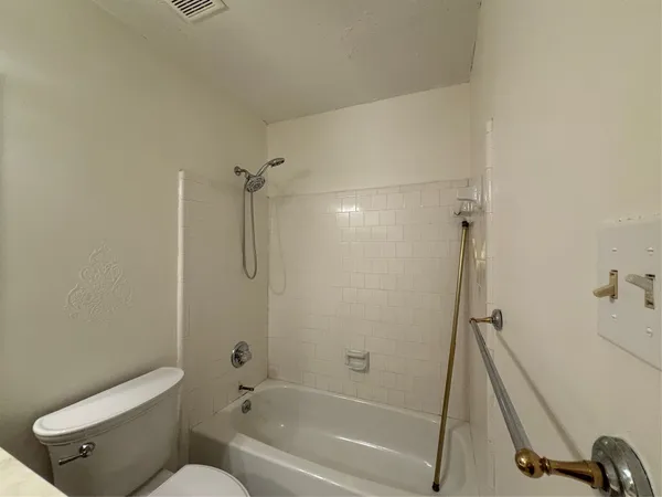 $1,899 | 15662 Pebble Lake Drive, Houston, TX 77095