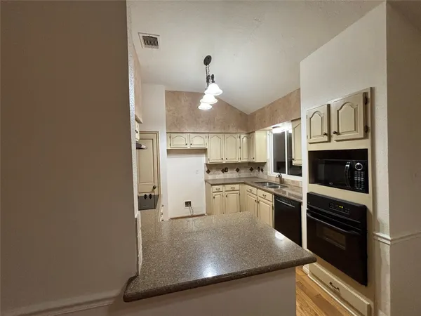 $1,899 | 15662 Pebble Lake Drive, Houston, TX 77095