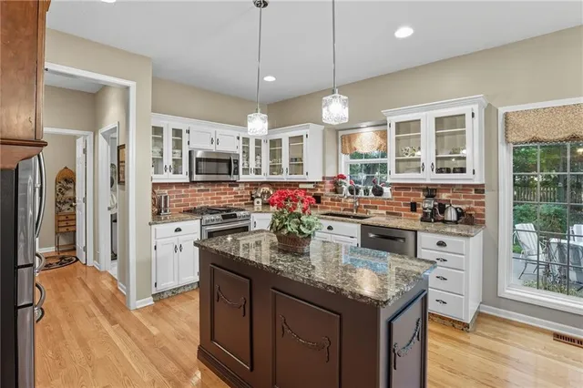 $439,000 | 501 Southwest Stacey Drive, Lee's Summit, MO 64082